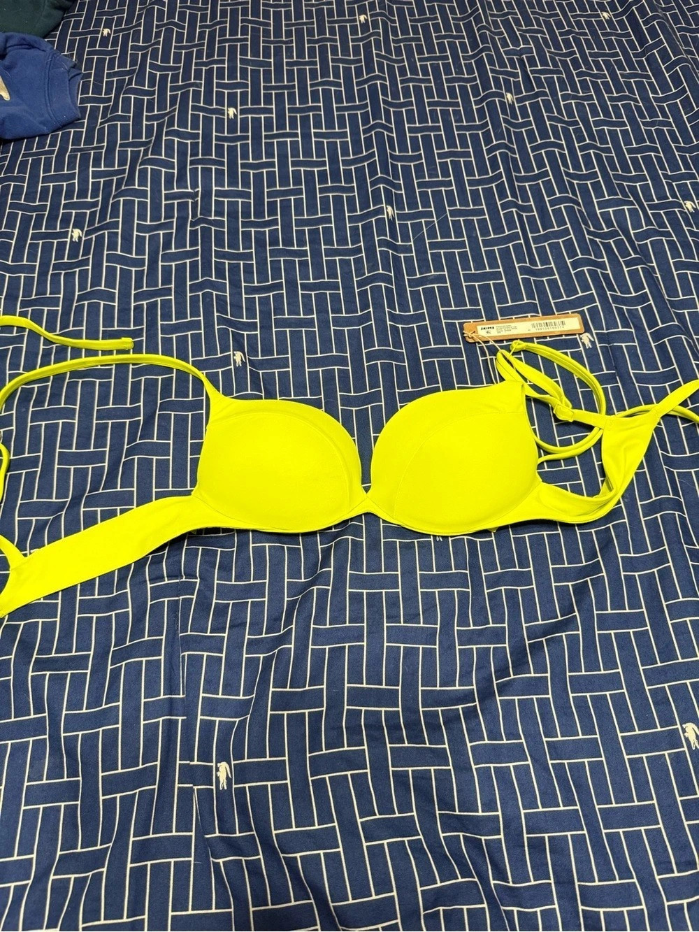 Skims Signature Swim Triangle Push-Up Top Push-Up Bikini Top in Yellow Size